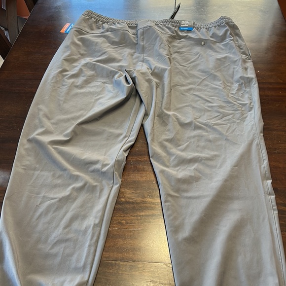 Columbia Hike Joggers out of the bag! - Picture 6 of 9